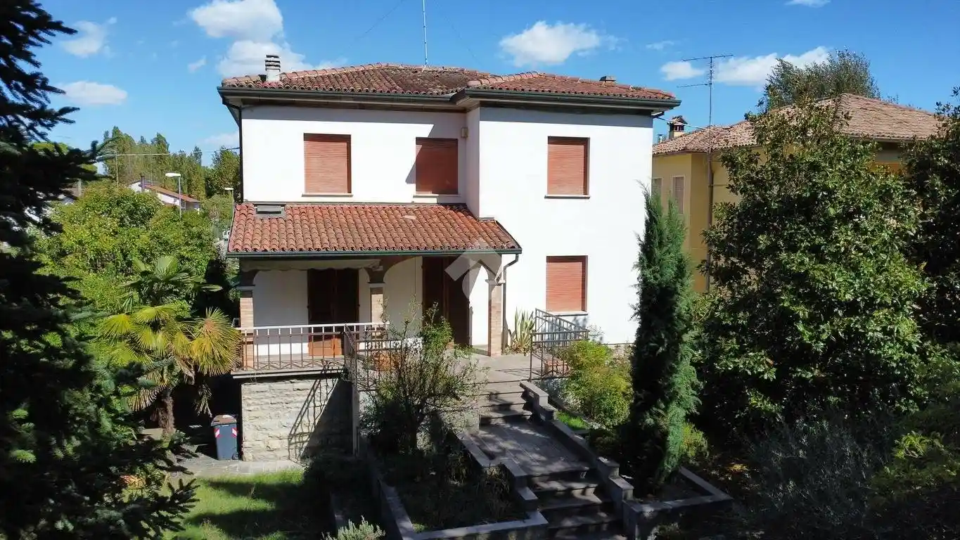 Villa in vendita a Bagnacavallo