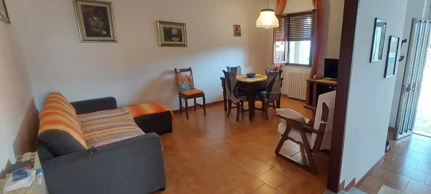 Appartamento in affitto a Carrara