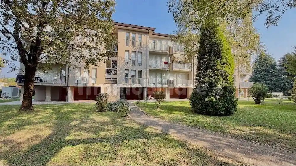 Appartamento in vendita a Calusco d'Adda