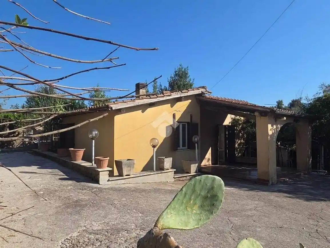 Casa indipendente in vendita a Velletri