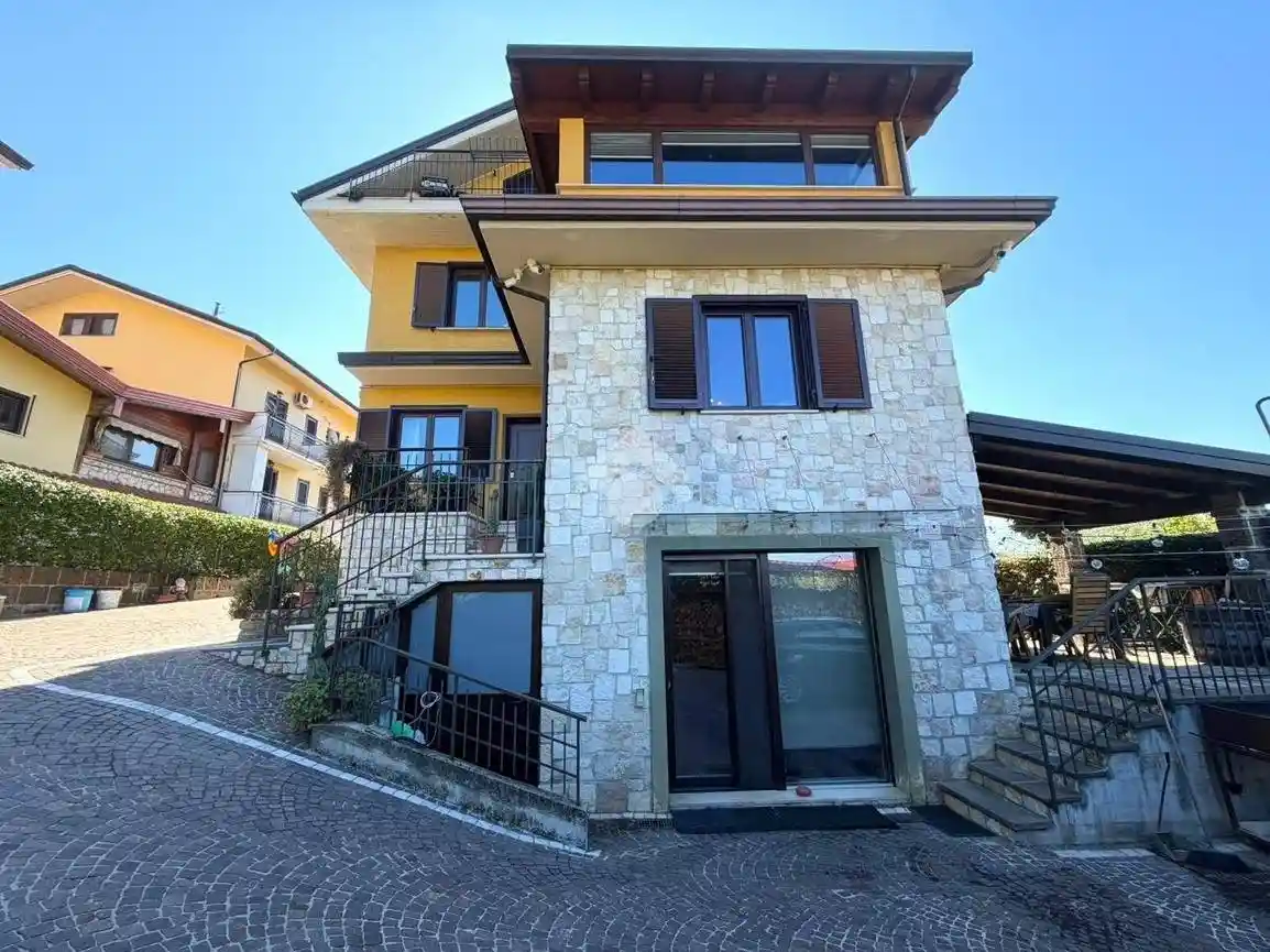 Villa in vendita a Santo Stefano del Sole