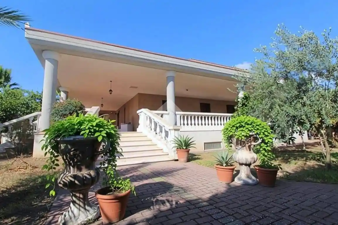 Villa in vendita a Lucera