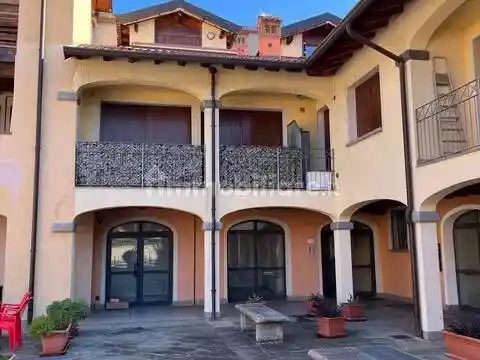 Appartamento in vendita a Osio Sopra