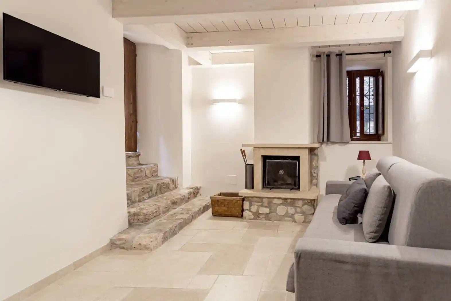 Casa indipendente in vendita a Vico nel Lazio