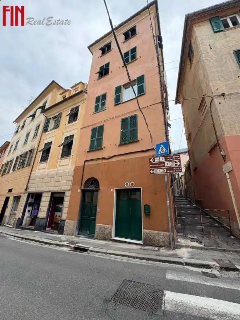 Casa indipendente in vendita a Genova