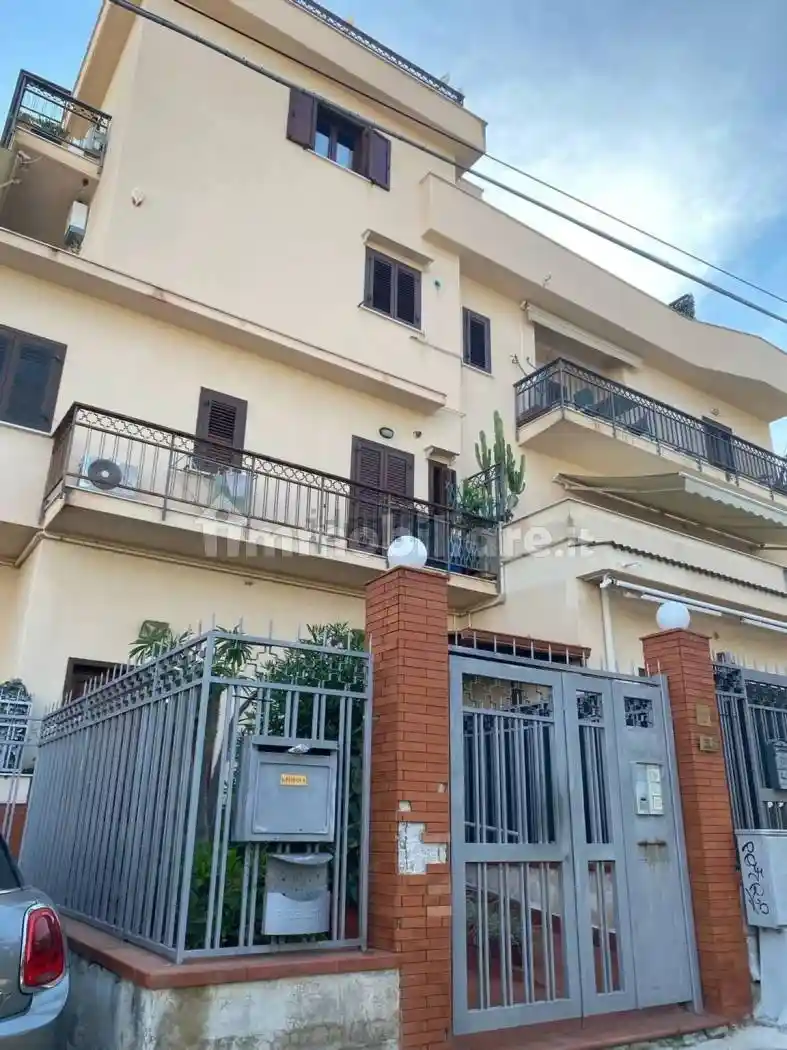 Appartamento in affitto a Palermo