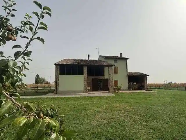 Rustico - Casale in vendita a Cortemaggiore