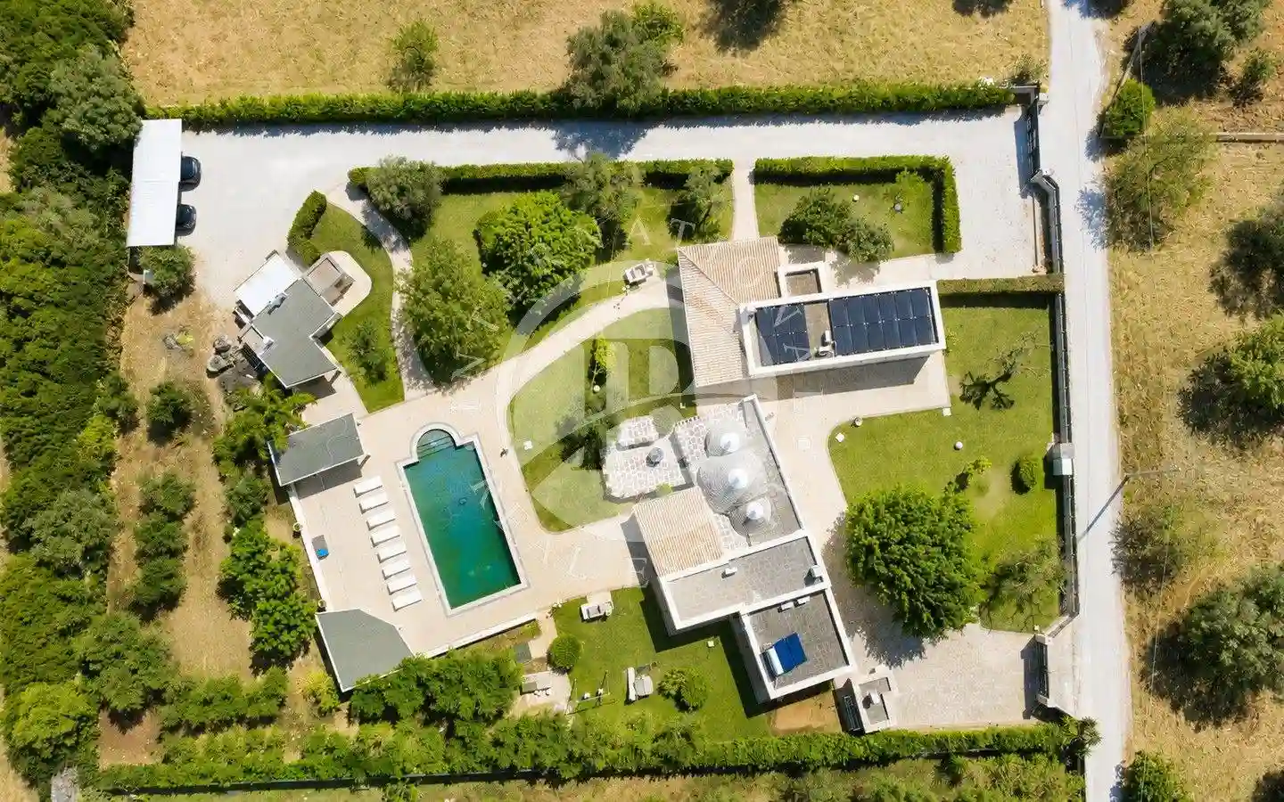 Villa - foto 2