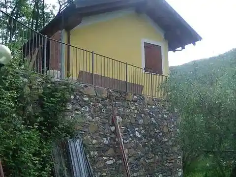 Villa in vendita a Borghetto d'Arroscia