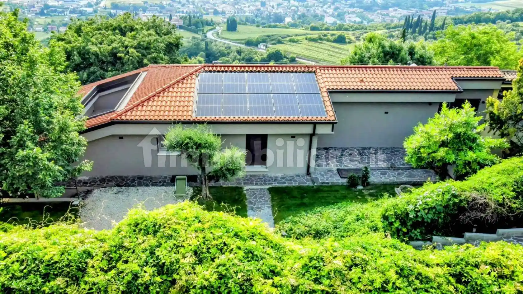 Villa in vendita a Negrar di Valpolicella