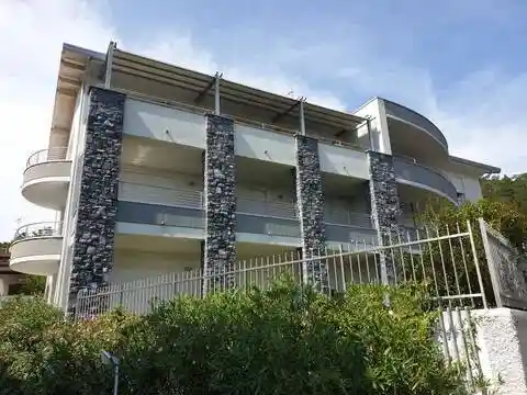 Appartamento in vendita a Bizzarone