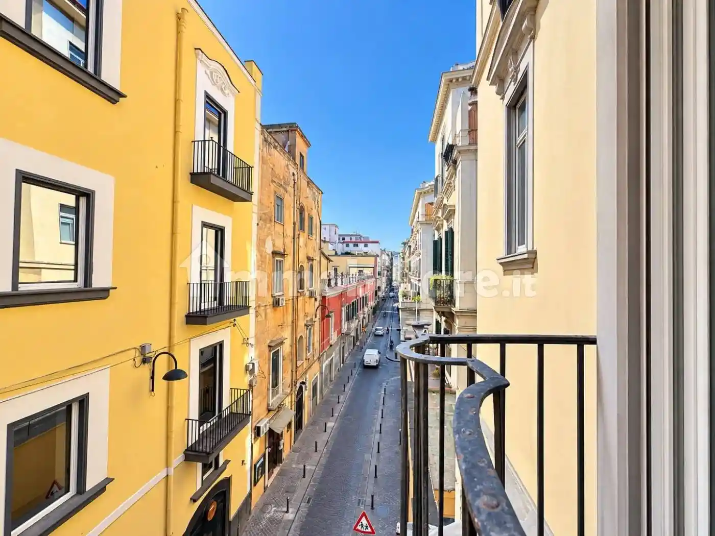 Appartamento in vendita a Napoli