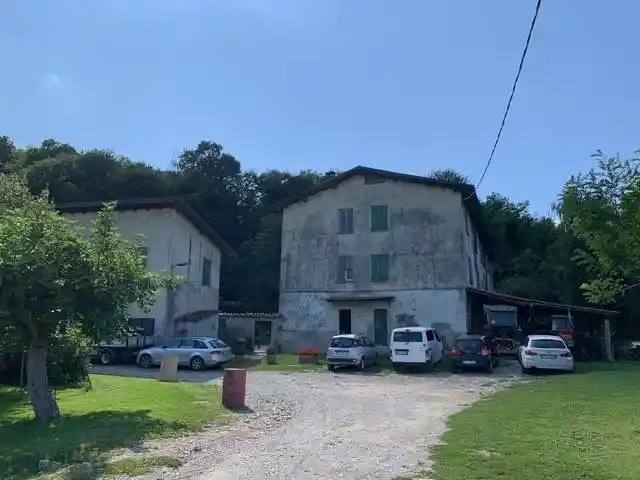 Rustico - Casale in vendita a Barzago