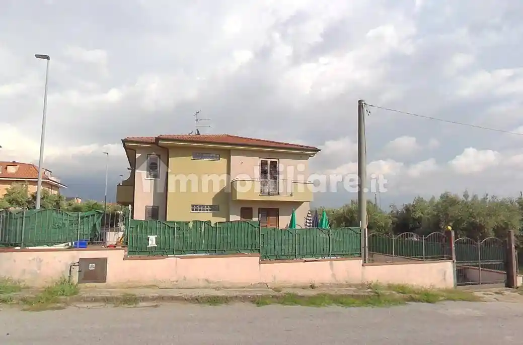 Villa in vendita a Lamezia Terme