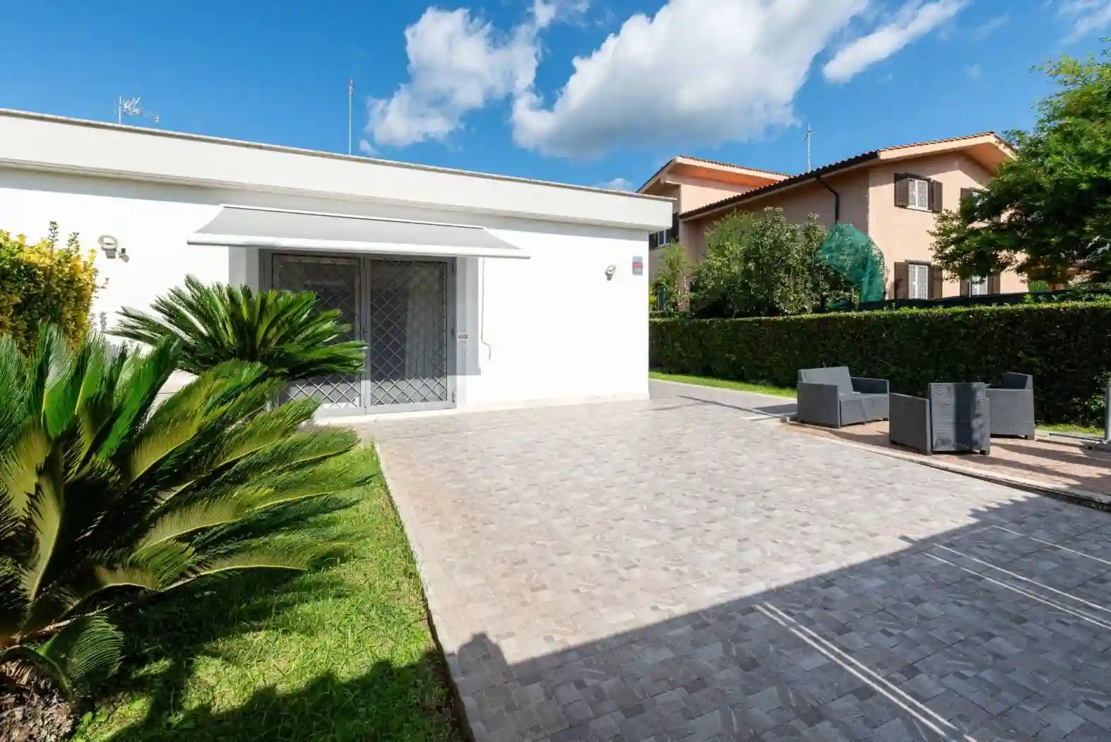 Villa - foto 2