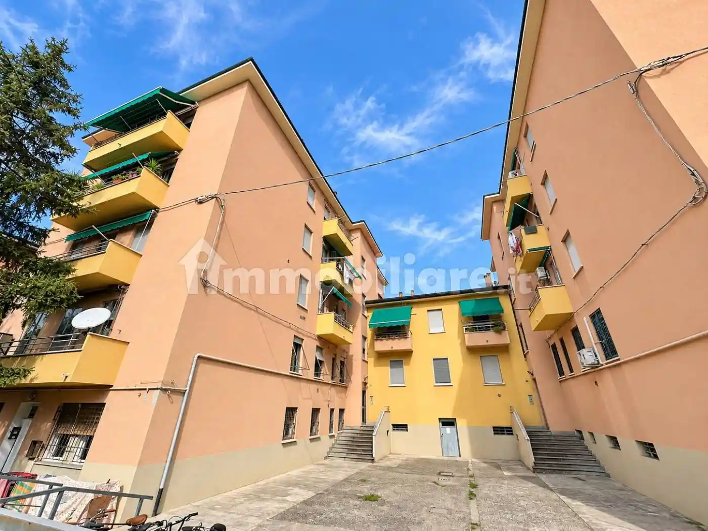 Appartamento in vendita a Bologna