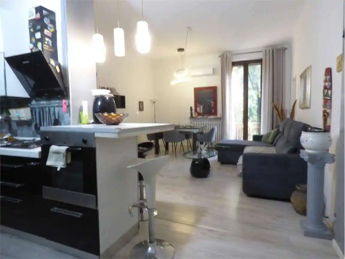 Appartamento in vendita a Bovisio-Masciago