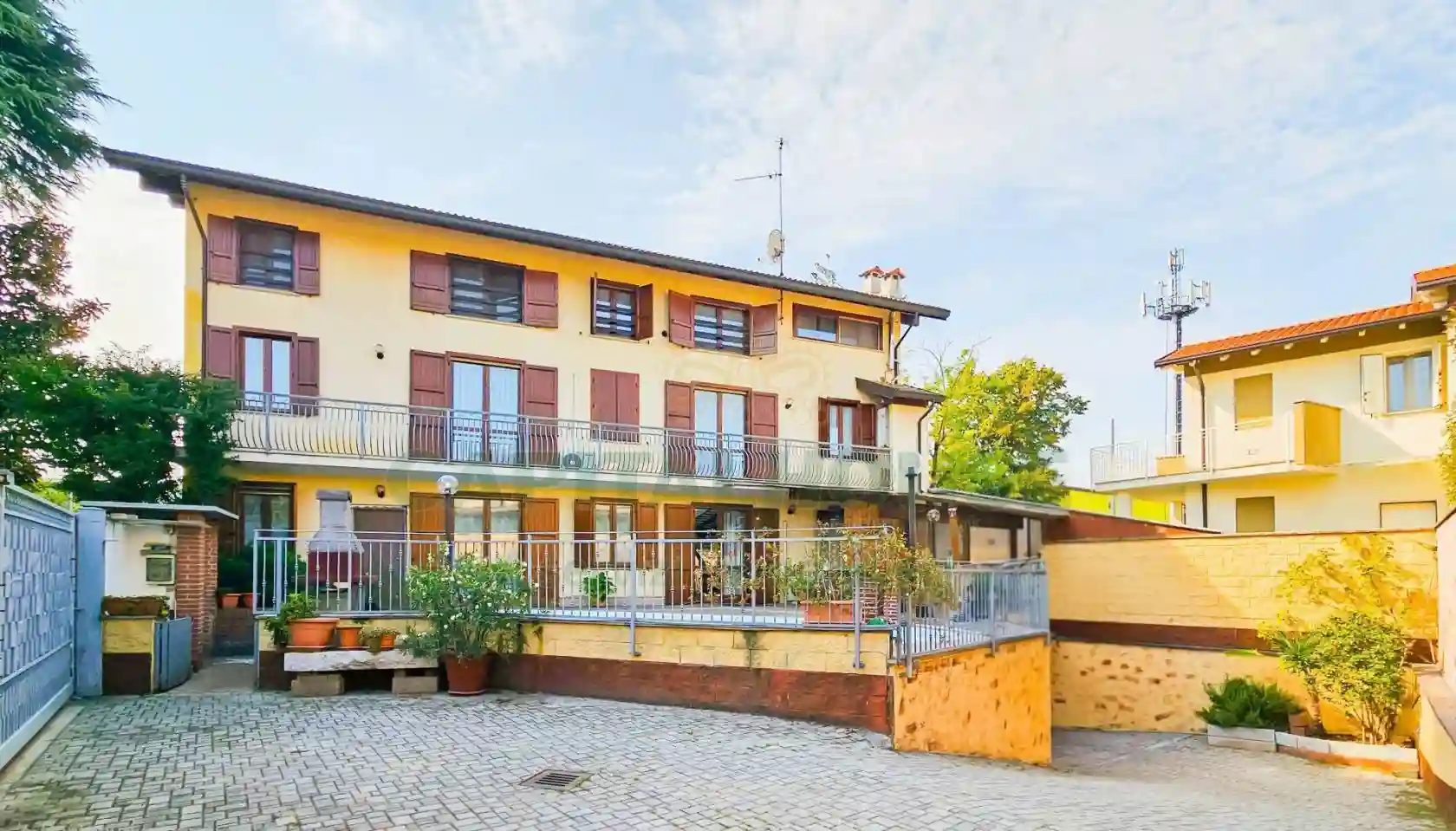 Villa - foto 2