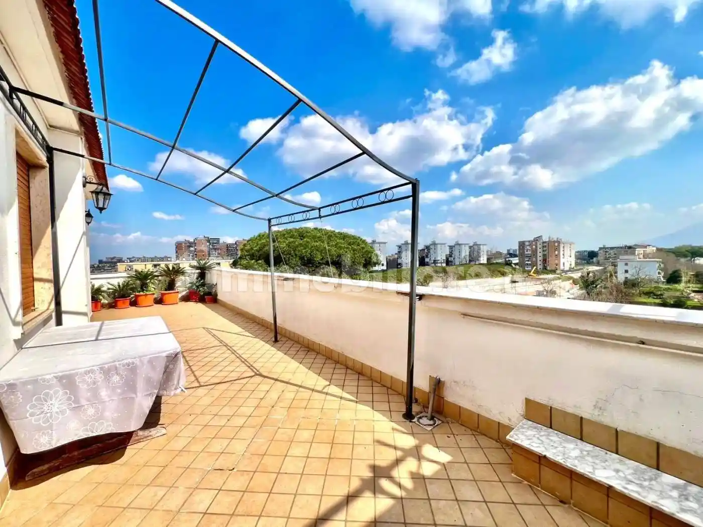 Appartamento in vendita a Napoli