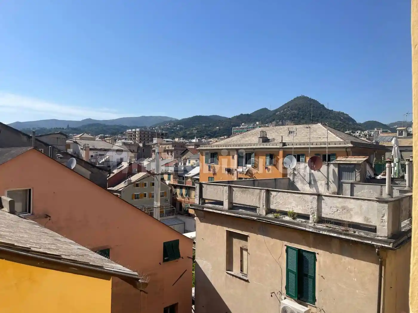 Appartamento in vendita a Genova