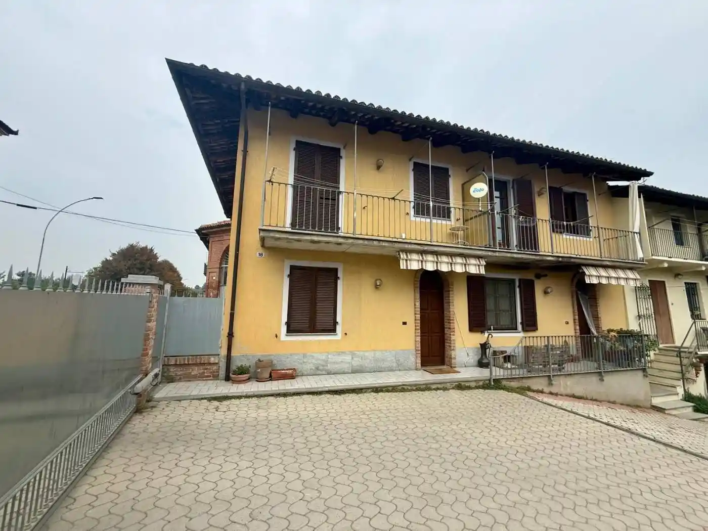 Casa indipendente in affitto a Guarene