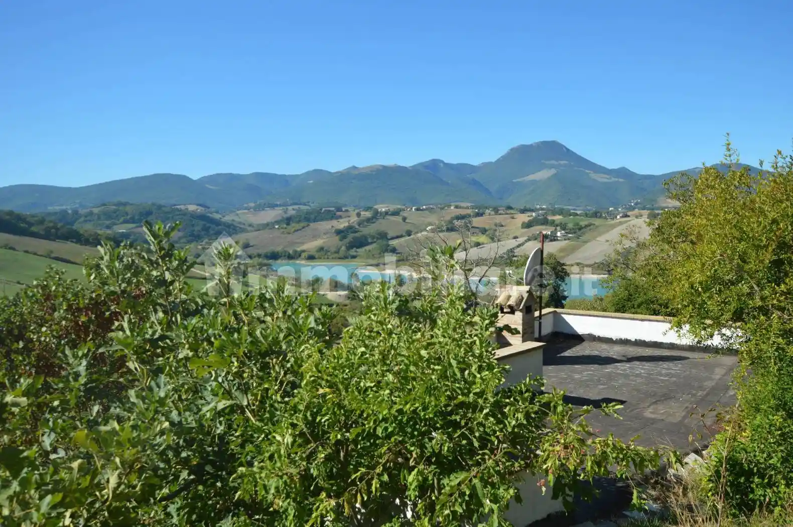 Rustico - Casale in vendita a Cingoli