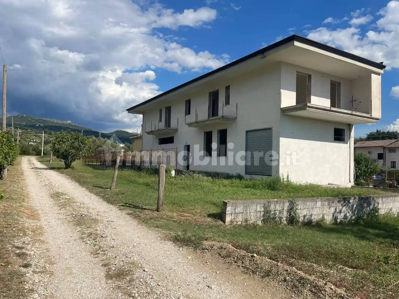 Villa in vendita a San Lorenzello
