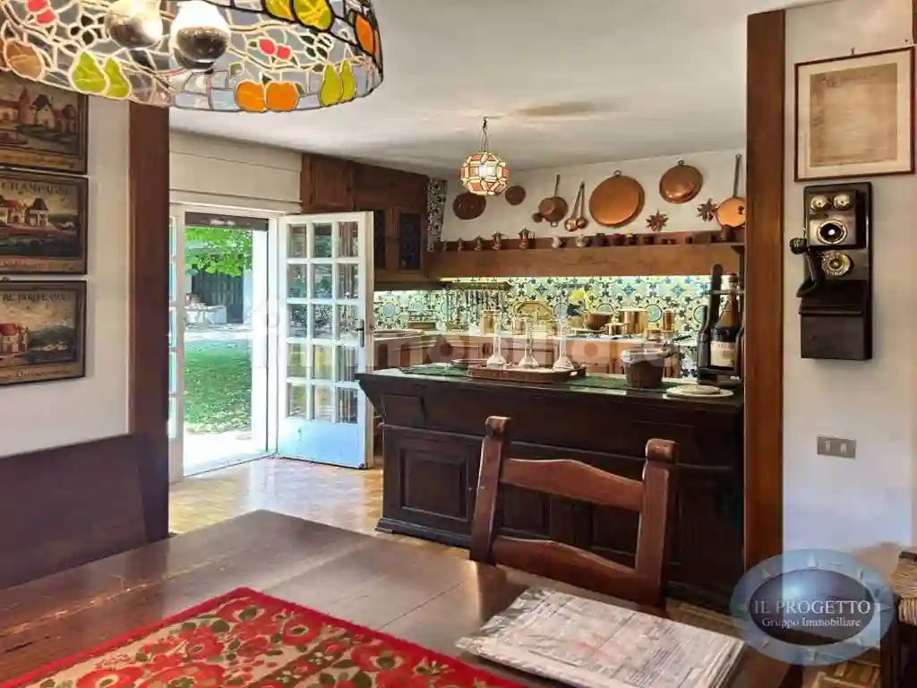 Villa - foto 2