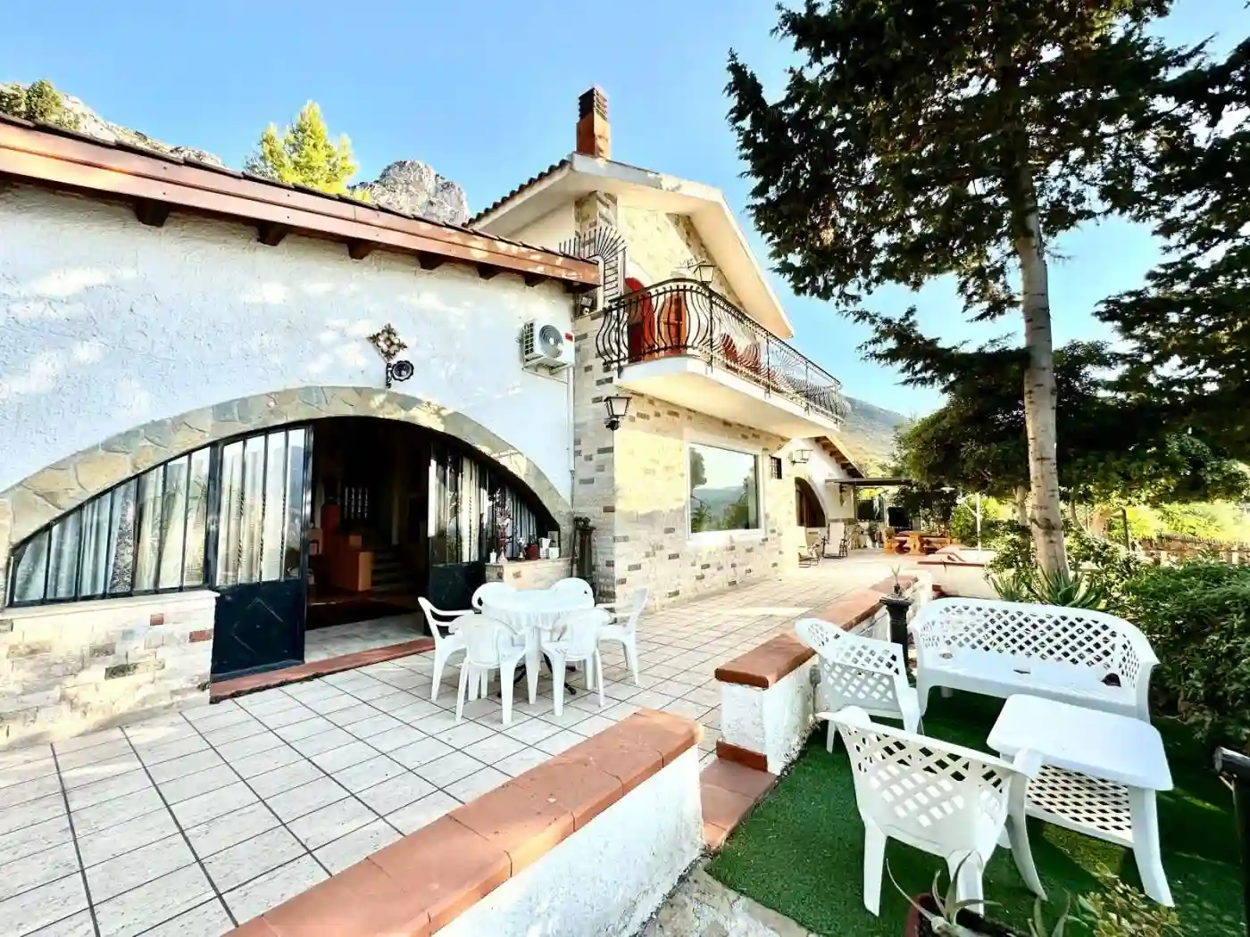 Villa - foto 2