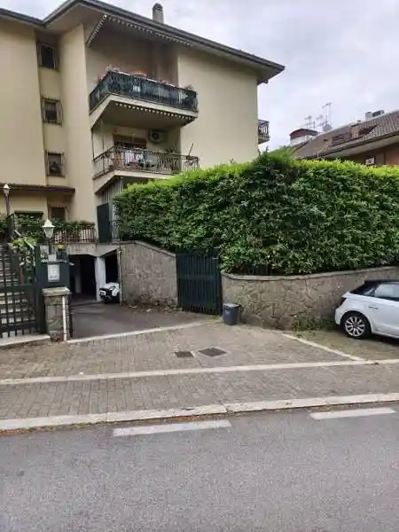 Appartamento in vendita a Grottaferrata