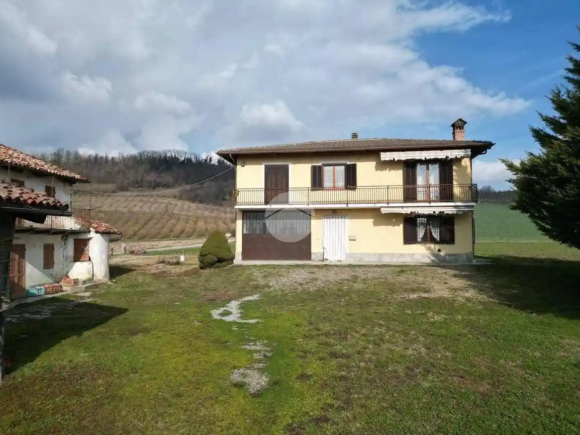 Villa in vendita a Novello