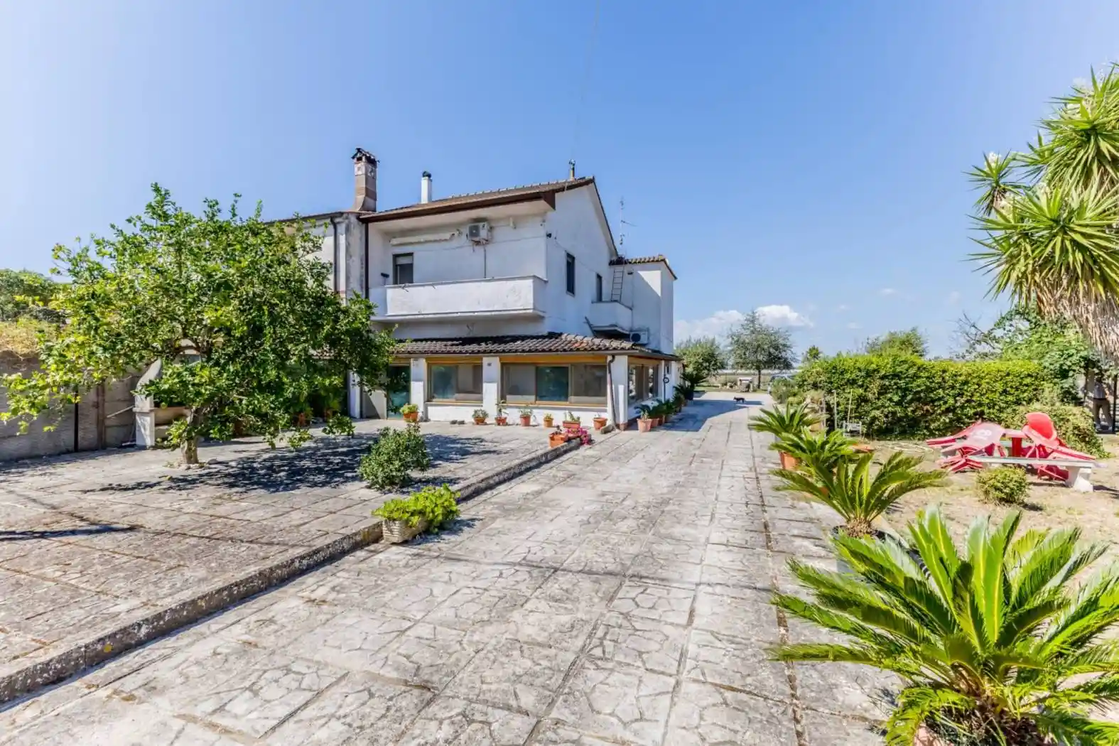 Villa in vendita a Latina
