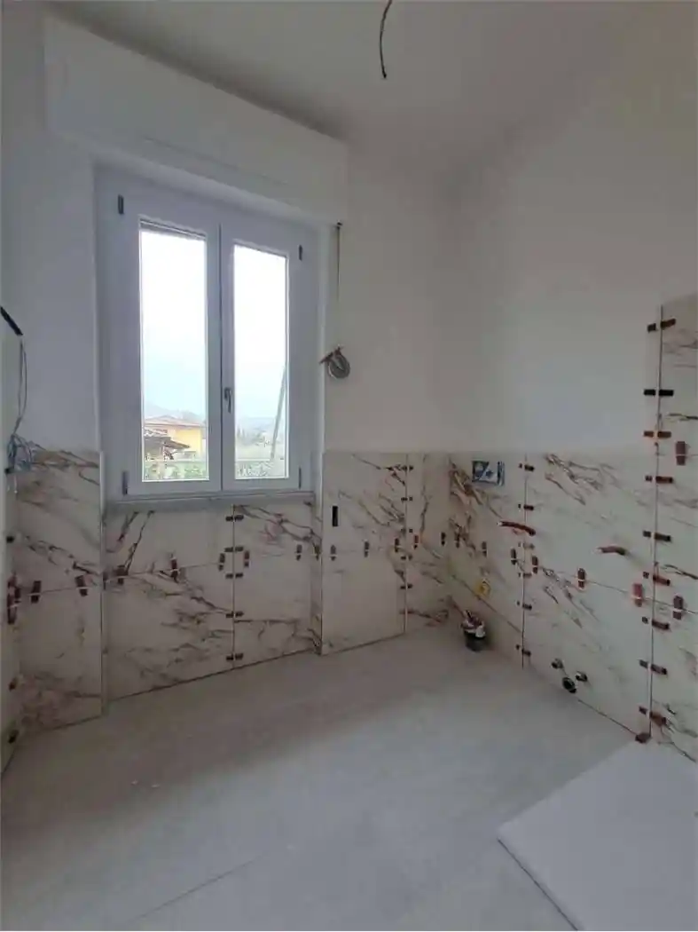 Appartamento in vendita a Carrara