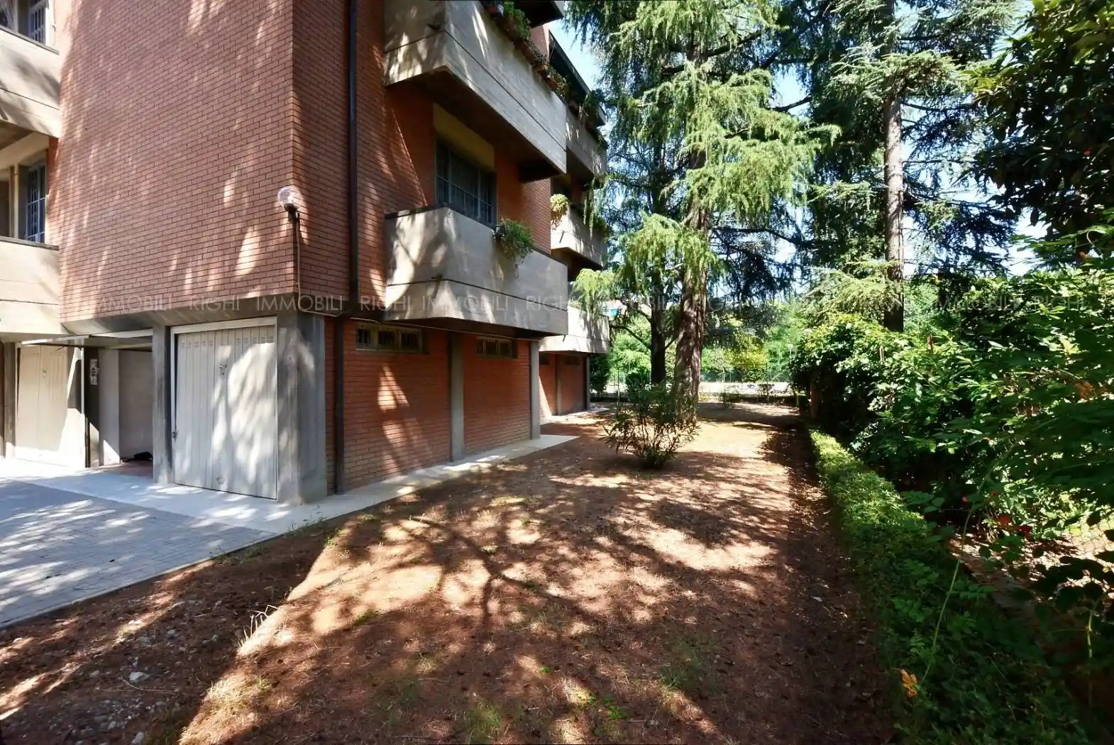 Appartamento in vendita a Bologna