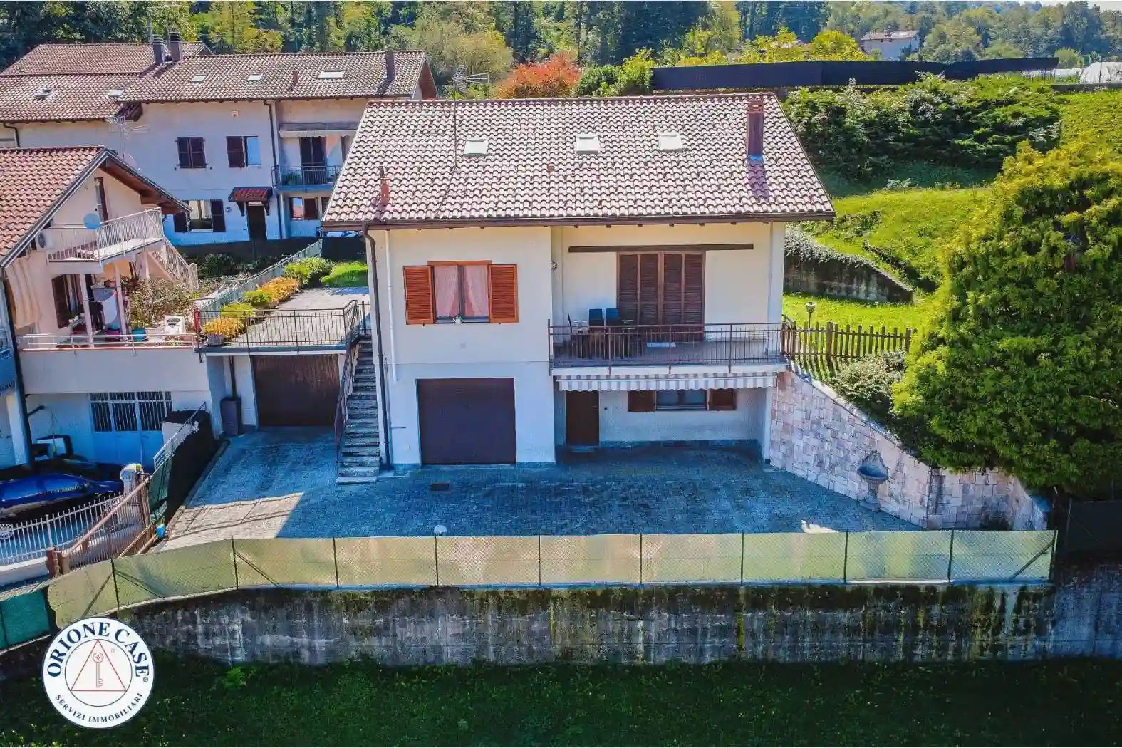 Villa - foto 2