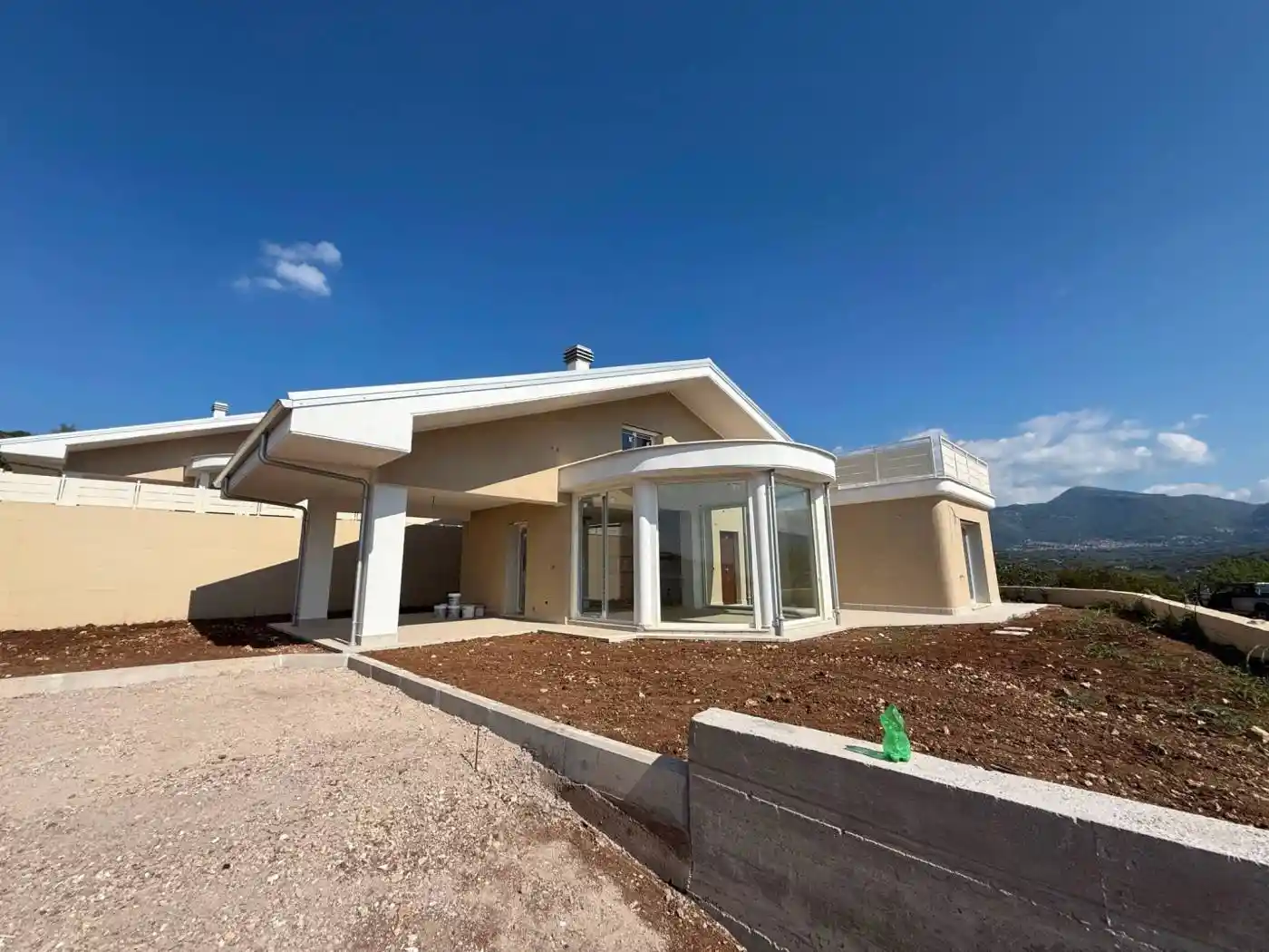Villa in vendita a Guidonia Montecelio