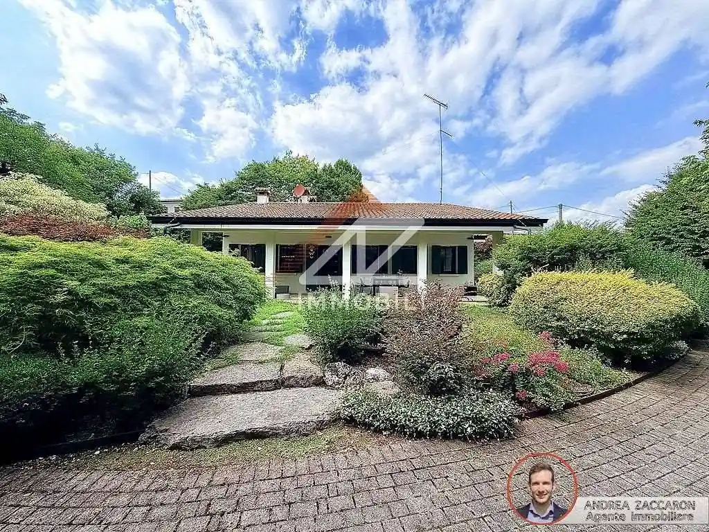 Villa in vendita a Pieve di Soligo