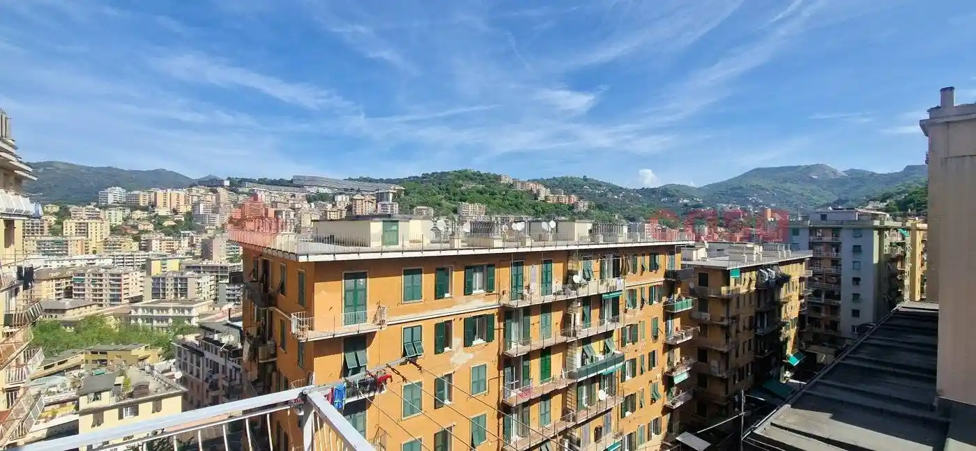 Appartamento in vendita a Genova