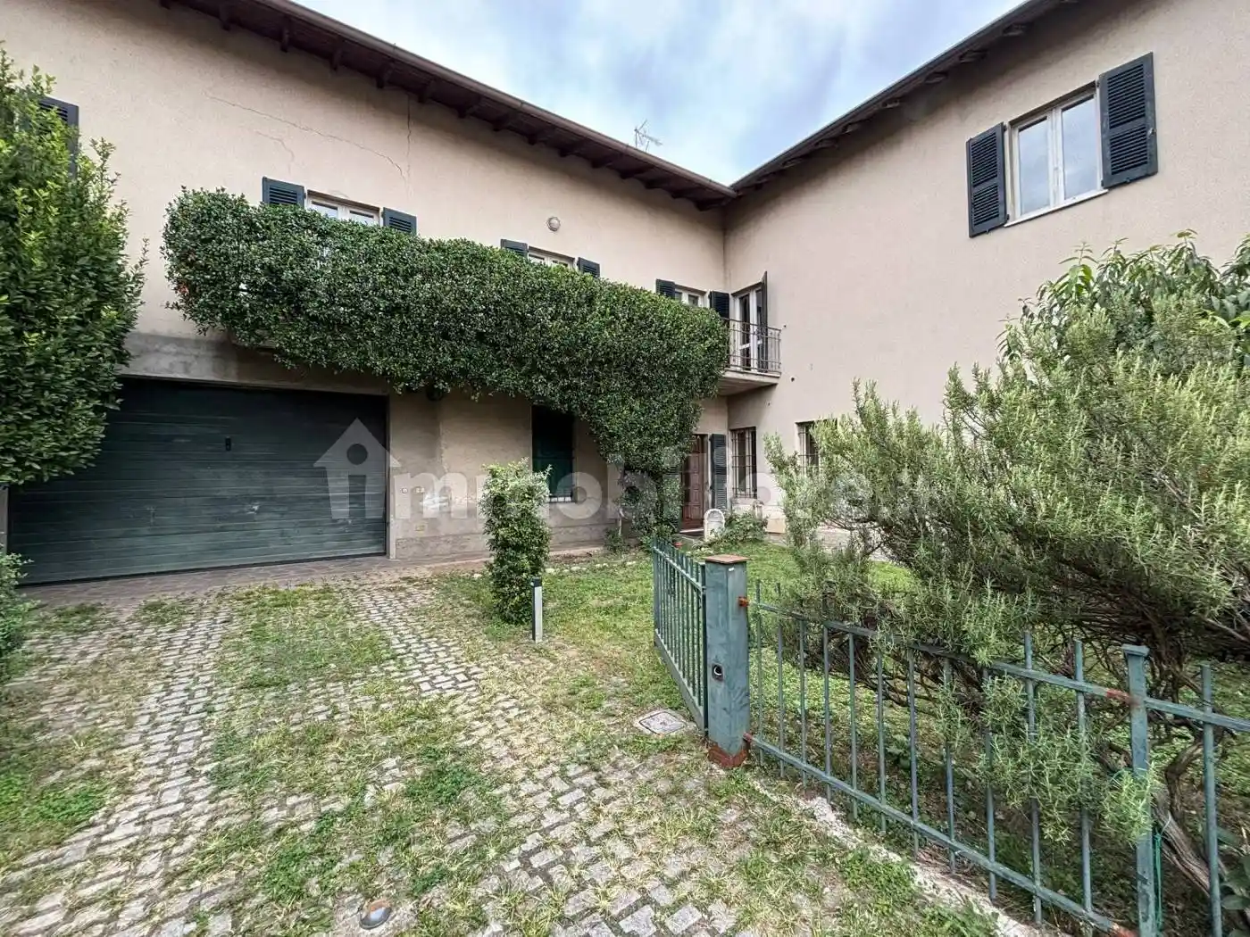 Appartamento in affitto a Passirano