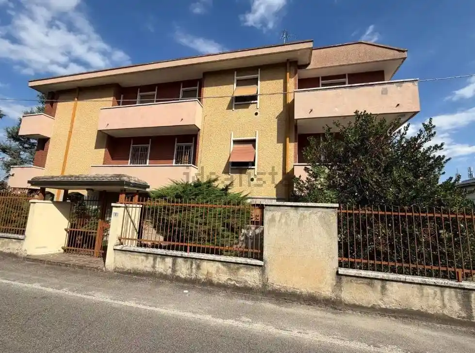 Villa in vendita a Nova Milanese