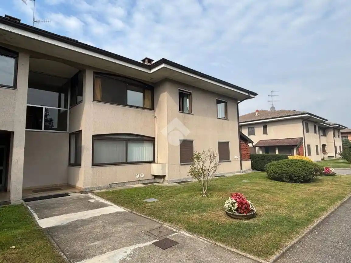 Appartamento in vendita a Castelletto Sopra Ticino