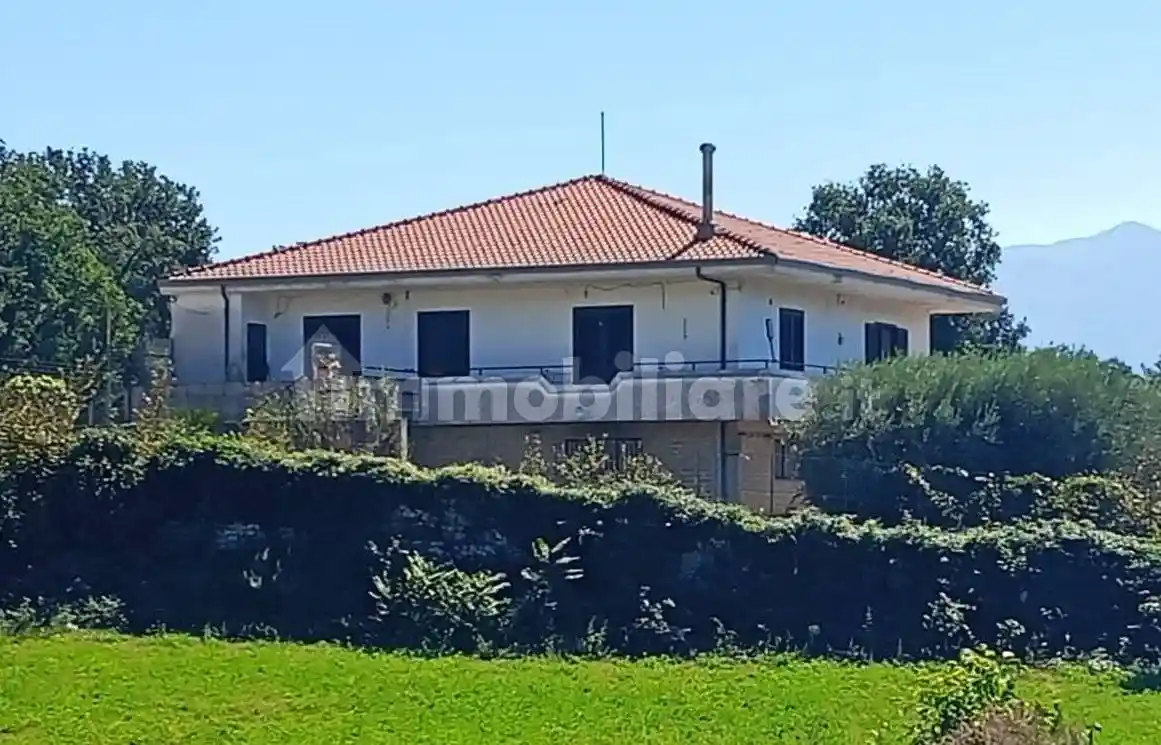Villa in vendita a Bucciano