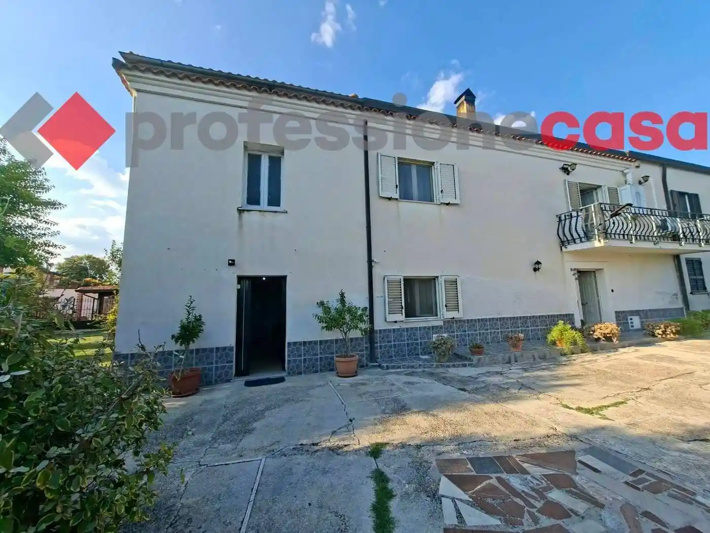 Casa indipendente in vendita a Villa Santa Lucia