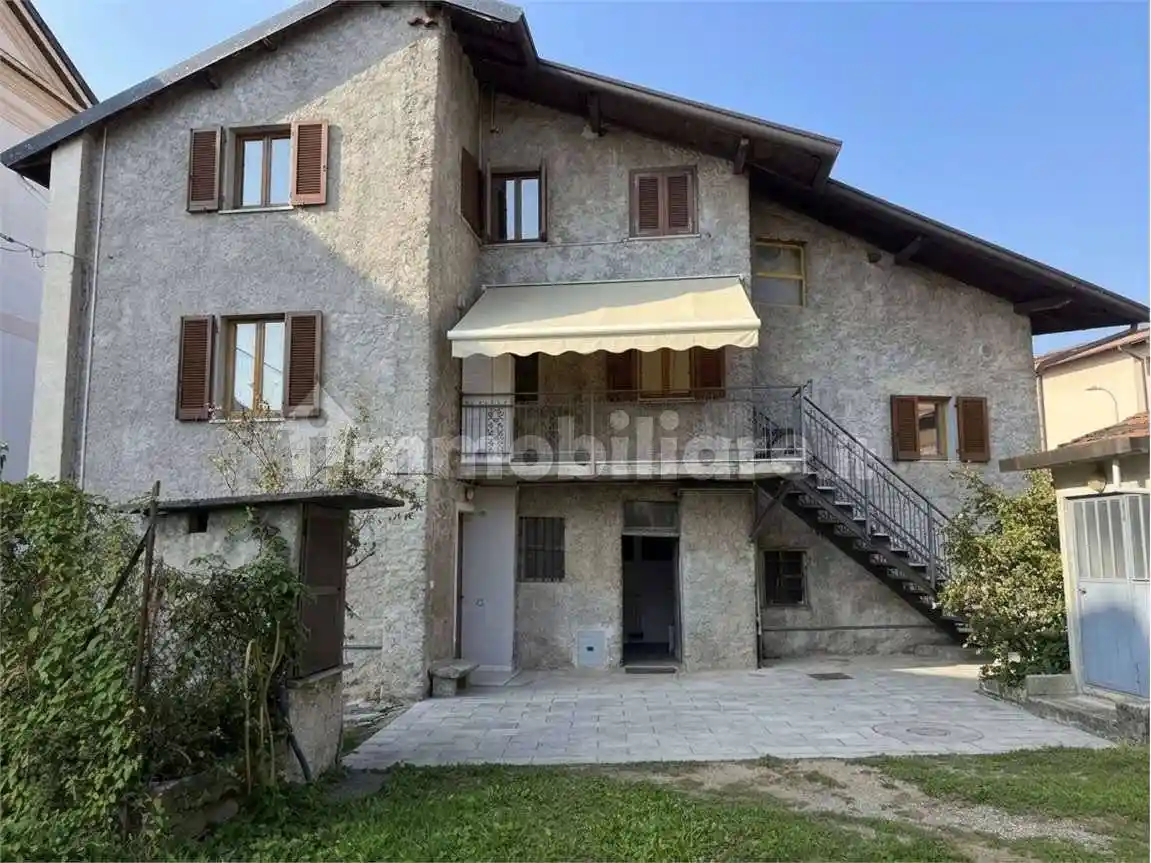 Casa indipendente in vendita a Vertemate con Minoprio