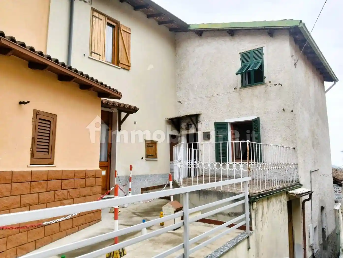 Casa indipendente in vendita a Mornese