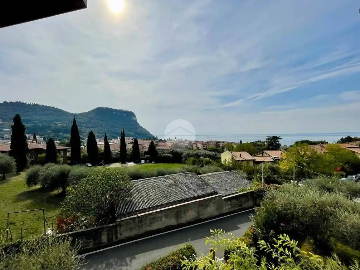 Appartamento in vendita a Garda