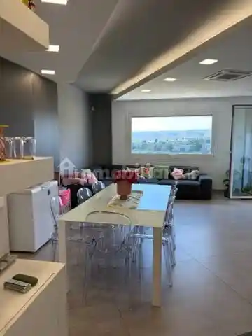 Appartamento in vendita a Floridia