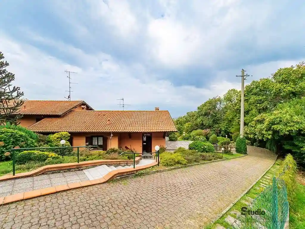 Villa - foto 2