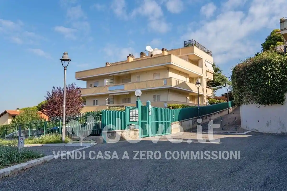 Appartamento in vendita a Grottaferrata
