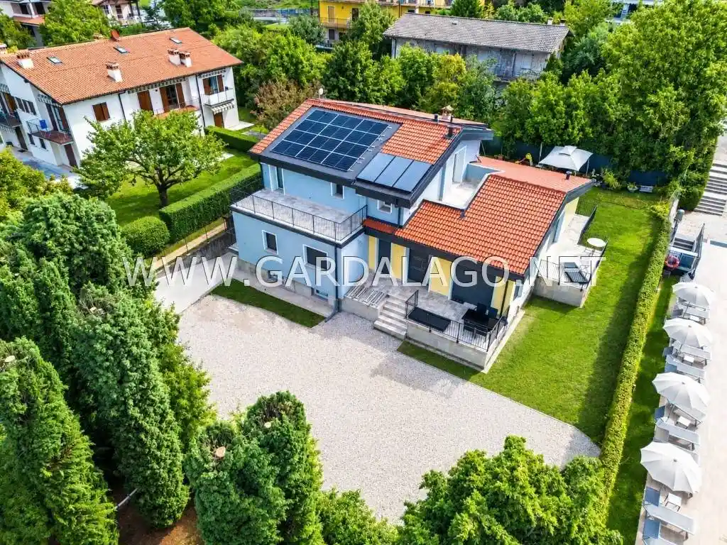 Villa in vendita a San Zeno di Montagna